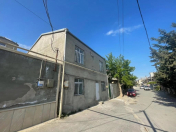 Satılır 7 otaqlı 180 m2 həyət evi Qaraçuxur