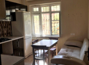 Satılır 1 otaqlı 40 m2 köhnə tikili İnşaatçılar m.