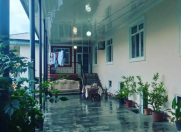 İcarəyə verilir 3 otaqlı 200 m2 bağ evi Şəki