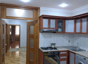 Satılır 3 otaqlı 94 m2 köhnə tikili Bakıxanov