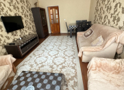 İcarəyə verilir 3 otaqlı 75 m2 köhnə tikili Xətai r.