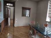 İcarəyə verilir 4 otaqlı 230 m2 yeni tikili 28 Mall