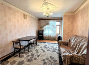 Satılır 3 otaqlı 95 m2 köhnə tikili Badamdar