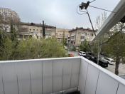 Satılır 2 otaqlı 40 m2 köhnə tikili Hüseyn Cavid parkı