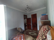 Satılır 2 otaqlı 70 m2 köhnə tikili Bakıxanov