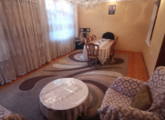 İcarəyə verilir 4 otaqlı 120 m2 köhnə tikili Azadlıq prospekti m.