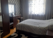 Satılır 3 otaqlı 70 m2 köhnə tikili Bakıxanov