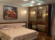 Satılır 4 otaqlı 214 m2 yeni tikili Nizami m.