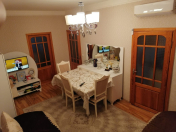 Satılır 2 otaqlı 60 m2 köhnə tikili 4 mkr