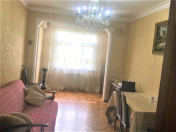 Satılır 2 otaqlı 60 m2 köhnə tikili 4 mkr