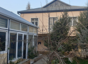 Satılır 6 otaqlı 220 m2 həyət evi Qaraçuxur