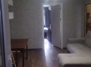 İcarəyə verilir 2 otaqlı 80 m2 köhnə tikili İnşaatçılar m.