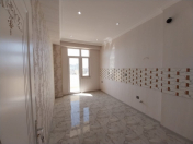 Satılır 2 otaqlı 70 m2 yeni tikili Xırdalan