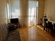 İcarəyə verilir 2 otaqlı 65 m2 köhnə tikili Yasamal r.