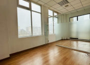 İcarəyə verilir 4 otaqlı 140 m2 ofis 28 May m.