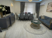 Satılır 3 otaqlı 145 m2 yeni tikili Elmlər Akademiyası m.