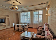 İcarəyə verilir 4 otaqlı 200 m2 yeni tikili Şah İsmayıl Xətai m.