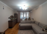 Satılır 3 otaqlı 70 m2 köhnə tikili Nizami m.