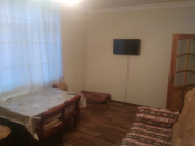 İcarəyə verilir 2 otaqlı 60 m2 köhnə tikili Gəncə