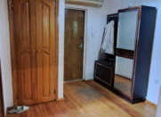 Satılır 3 otaqlı 85 m2 köhnə tikili İnşaatçılar m.