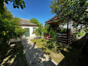 İcarəyə verilir 2 otaqlı 80 m2 həyət evi Xaçmaz