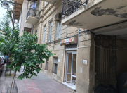 Satılır 1 otaqlı 33 m2 köhnə tikili Hüseyn Cavid parkı