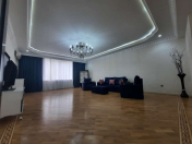 Satılır 4 otaqlı 185 m2 yeni tikili Nəriman Nərimanov m.