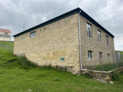 Satılır 4 otaqlı 200 m2 həyət evi Gədəbəy