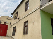 Satılır 6 otaqlı 200 m2 həyət evi Bakıxanov