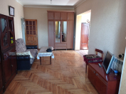 Satılır 2 otaqlı 40 m2 köhnə tikili 8 mkr