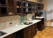 İcarəyə verilir 3 otaqlı 130 m2 yeni tikili Nizami m.