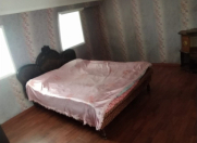 İcarəyə verilir 3 otaqlı 85 m2 köhnə tikili İçəri Şəhər m.