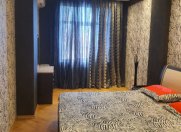 Satılır 3 otaqlı 125 m2 yeni tikili Nizami m.