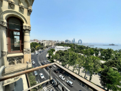 İcarəyə verilir 7 otaqlı 300 m2 ofis İçəri Şəhər m.