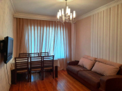 Satılır 3 otaqlı 80 m2 köhnə tikili Qara Qarayev m.