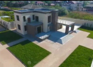 Satılır 7 otaqlı 470 m2 villa Novxanı