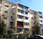 Satılır 2 otaqlı 50 m2 köhnə tikili 8 km