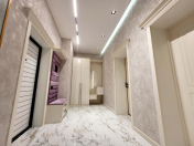 Satılır 2 otaqlı 70 m2 yeni tikili Neftçilər m.