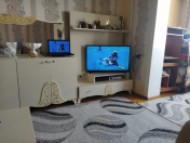 Satılır 2 otaqlı 70 m2 köhnə tikili Xalqlar Dostluğu m.