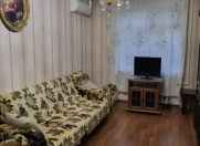 İcarəyə verilir 3 otaqlı 70 m2 köhnə tikili Y.Günəşli