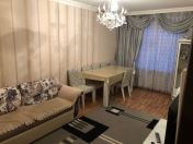 Satılır 2 otaqlı 60 m2 köhnə tikili Həzi Aslanov