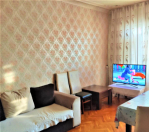 Satılır 5 otaqlı 140 m2 köhnə tikili Neftçilər m.