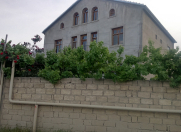 Satılır 8 otaqlı 300 m2 villa Sulutəpə
