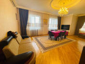 Satılır 5 otaqlı 190 m2 yeni tikili Nəsimi bazarı