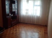 İcarəyə verilir 4 otaqlı 100 m2 köhnə tikili Yeni Yasamal