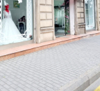 Satılır 2 otaqlı 120 m2 obyekt 28 May m.