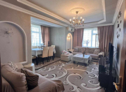 Satılır 2 otaqlı 55 m2 köhnə tikili Memar Əcəmi m.