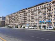 Satılır 1 otaqlı 40 m2 obyekt Şah İsmayıl Xətai m.