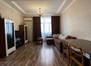 İcarəyə verilir 2 otaqlı 64 m2 köhnə tikili Gənclik m.