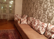 İcarəyə verilir 2 otaqlı 55 m2 köhnə tikili Elmlər Akademiyası m.